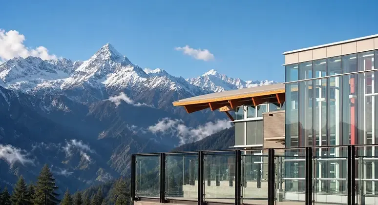 Climate-resilient construction in the Himalayan winter