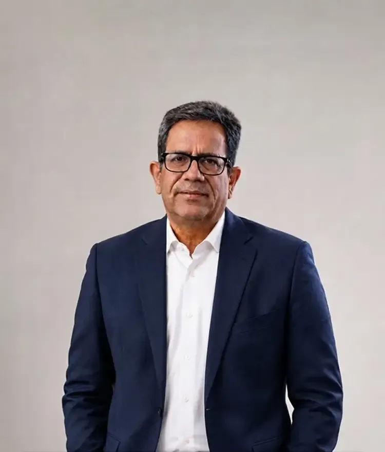 Portrait of Sanjay Khurana, Managing Director